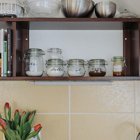 Apartments Mozinetova Hisa Sentjost nad Horjulom Ngoại thất bức ảnh