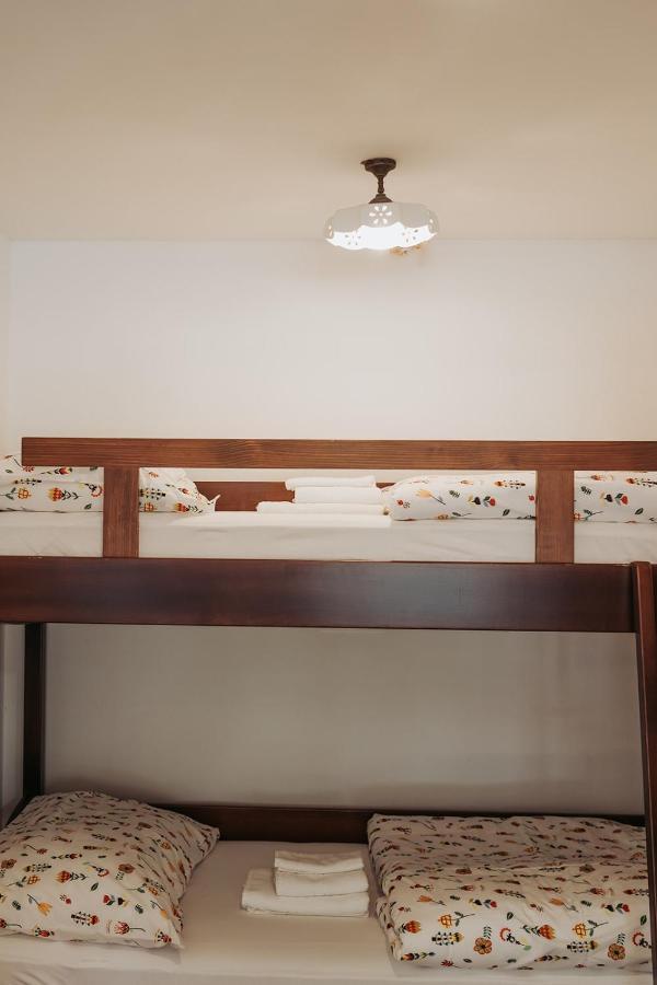 Apartments Mozinetova Hisa Sentjost nad Horjulom Ngoại thất bức ảnh