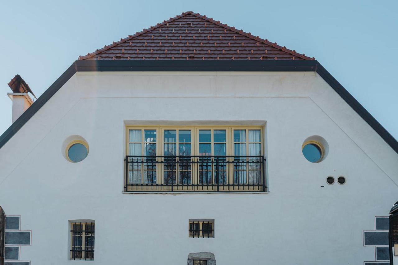 Apartments Mozinetova Hisa Sentjost nad Horjulom Ngoại thất bức ảnh